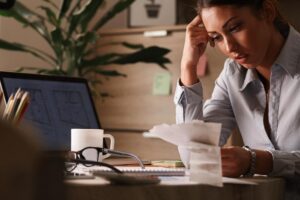 Cobranças indevidas: como proceder? Guia completo para proteger seus direitos financeiros